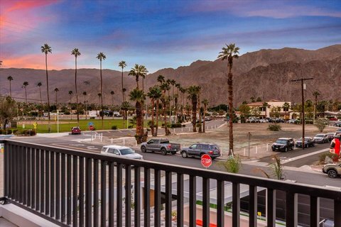 51116 Avenida Mendoza, La Quinta, CA 92253 photo 62