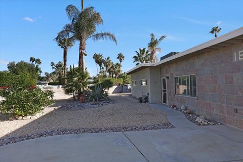 1617 E Paseo El Mirador, Palm Springs, CA 92262 photo 5