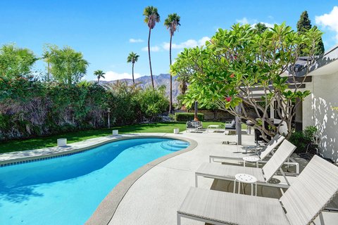 1031 E El Conquistador, Palm Springs, CA 92262 photo 1