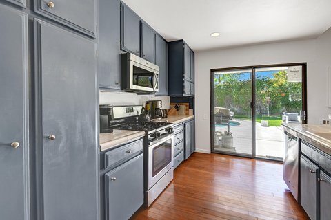 1031 E El Conquistador, Palm Springs, CA 92262 photo 9