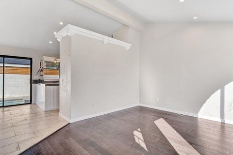 3291 N Sandspring Drive, Palm Springs, CA 92262 photo 12