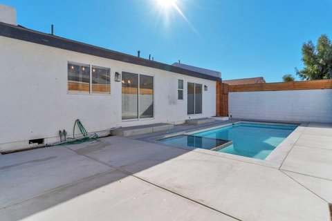 3291 N Sandspring Drive, Palm Springs, CA 92262 photo 29