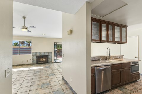 1351 E Luna Way, Palm Springs, CA 92262 photo 4