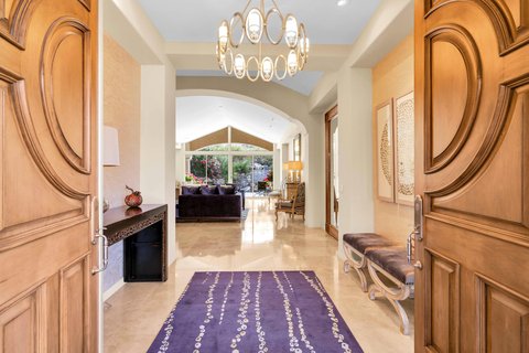 113 Heather Court, Palm Desert, CA 92260 photo 2
