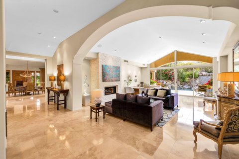 113 Heather Court, Palm Desert, CA 92260 photo 4