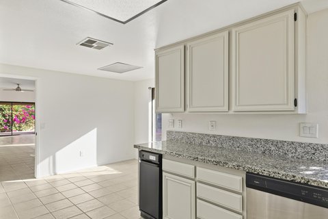 44695 Monaco Circle, Palm Desert, CA 92260 photo 18