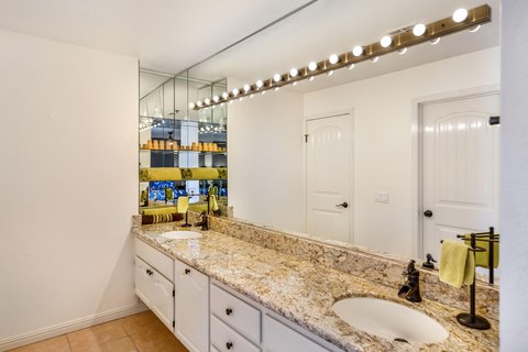 500 E Amado Road E, 512, Palm Springs, CA 92262 photo 22
