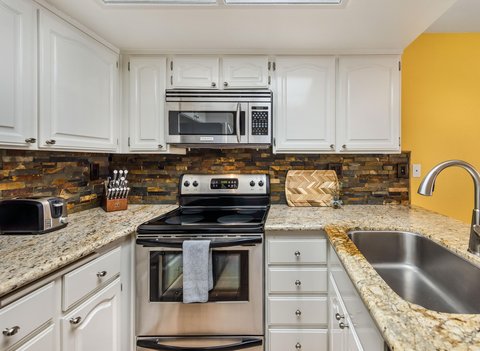 500 E Amado Road E, 512, Palm Springs, CA 92262 photo 10