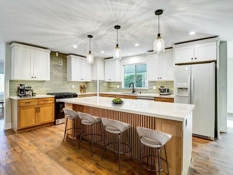 38525 Desert Greens Drive E, Palm Desert, CA 92260 photo 2
