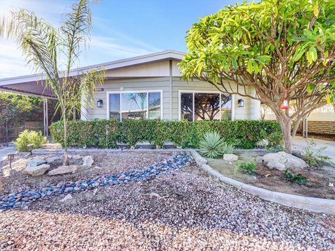 38525 Desert Greens Drive E, Palm Desert, CA 92260 photo 3