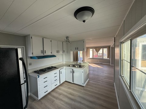 66455 Dillion Road, 43, Desert Hot Springs, CA 92241 photo 4