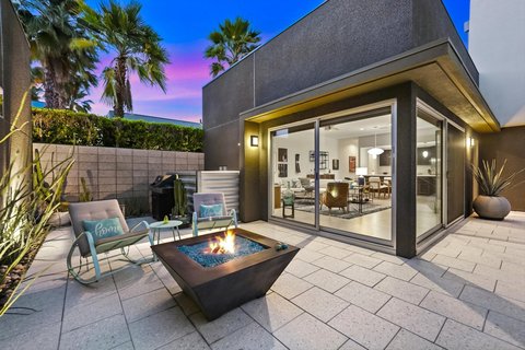 1056 Dane Drive, Palm Springs, CA 92262 photo 4