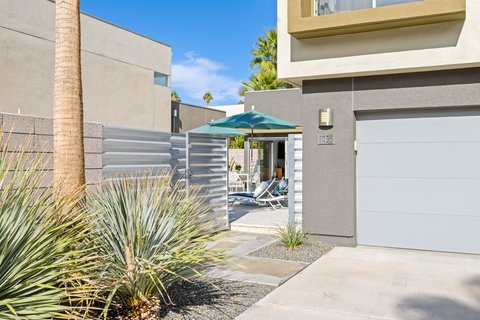 1056 Dane Drive, Palm Springs, CA 92262 photo 9
