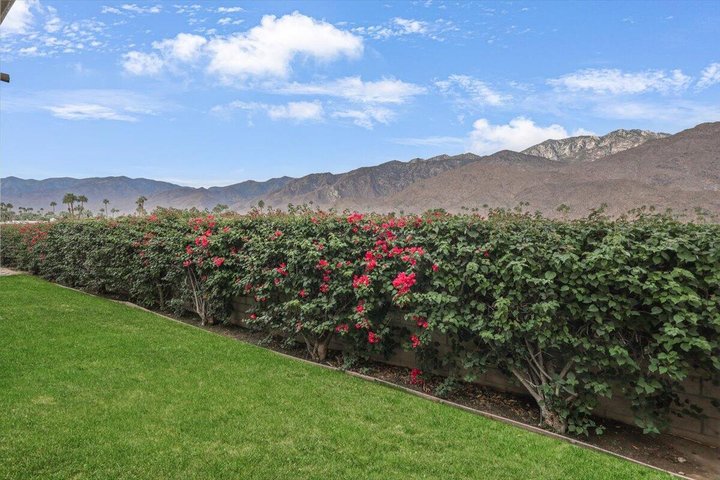 1655 E Palm Canyon Drive, 307, Palm Springs, CA 92264