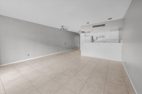 1655 E Palm Canyon Drive, 307, Palm Springs, CA 92264 photo 11