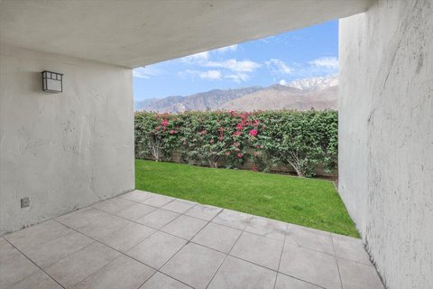 1655 E Palm Canyon Drive, 307, Palm Springs, CA 92264 photo 2