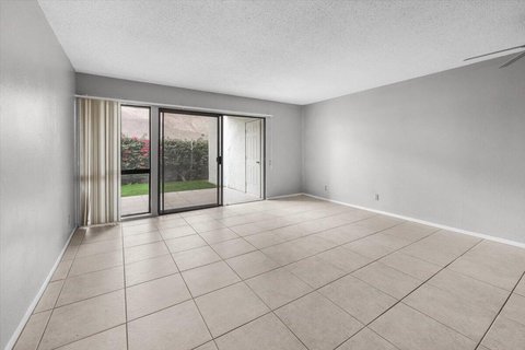 1655 E Palm Canyon Drive, 307, Palm Springs, CA 92264 photo 9