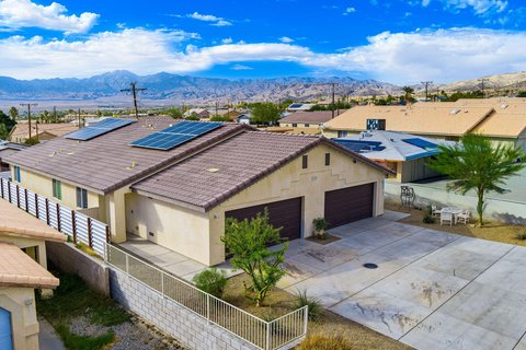 Desert Hot Springs Home photo 1