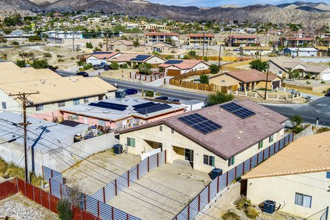 Desert Hot Springs Home photo 4