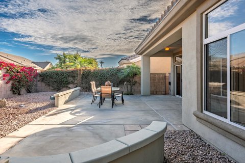 78668 Kentia Palm Drive, Palm Desert, CA 92211 photo 2