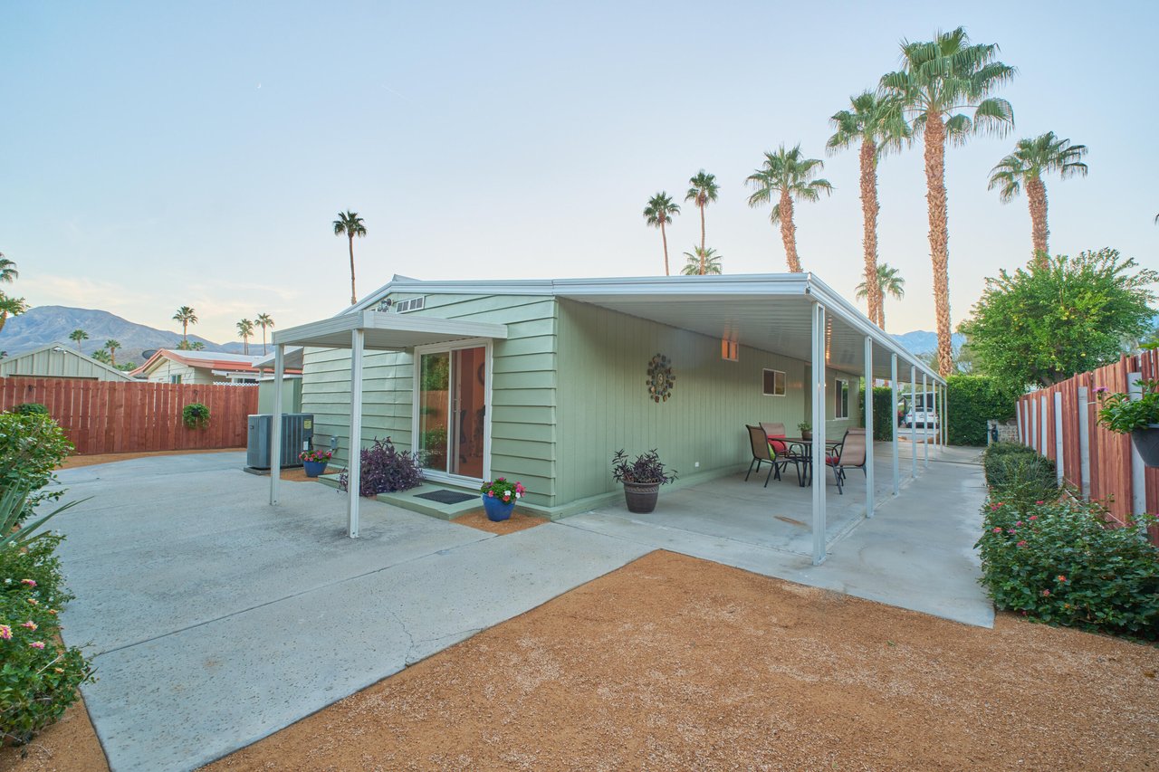 40 N Paseo Laredo, Cathedral City, CA 92234