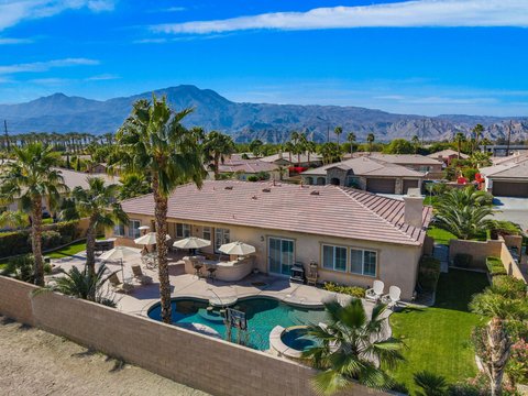 57810 Residenza Court, La Quinta, CA 92253 photo 2