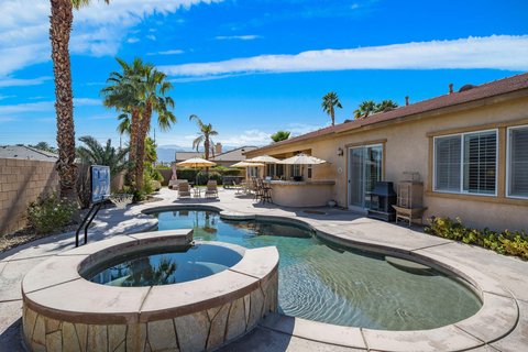 57810 Residenza Court, La Quinta, CA 92253 photo 3