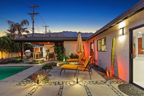 565 W Yorba Road, Palm Springs, CA 92262 photo 16