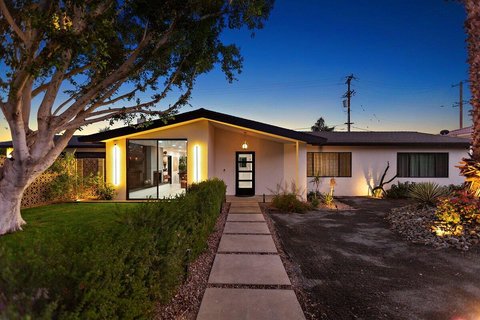 565 W Yorba Road, Palm Springs, CA 92262 photo 3