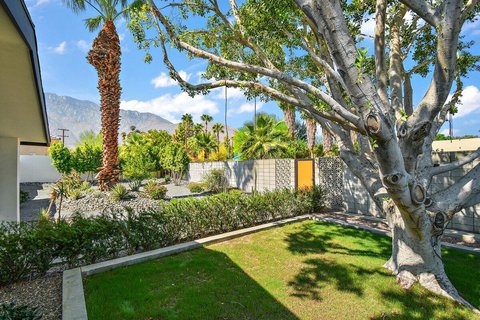 565 W Yorba Road, Palm Springs, CA 92262 photo 4
