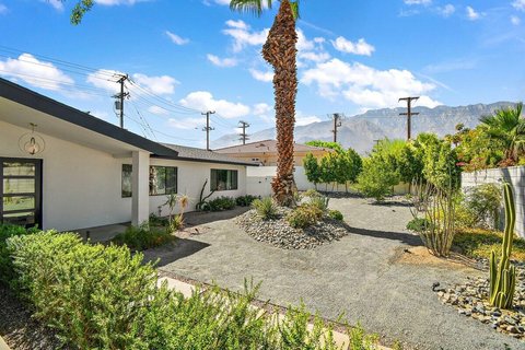 565 W Yorba Road, Palm Springs, CA 92262 photo 5