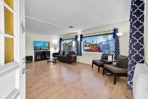 132 Hester Drive, Cathedral City, CA 92234 photo 2