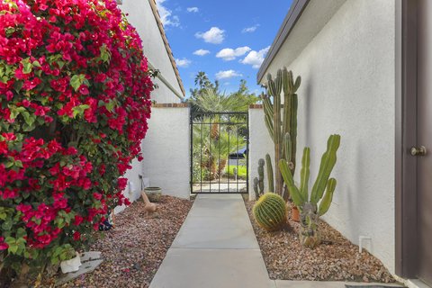 11 Juan Carlos Drive, Rancho Mirage, CA 92270 photo 2