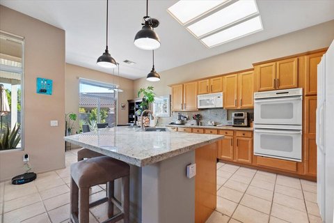 39322 Gainsborough Circle, Palm Desert, CA 92211 photo 11