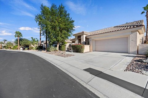 39322 Gainsborough Circle, Palm Desert, CA 92211 photo 3