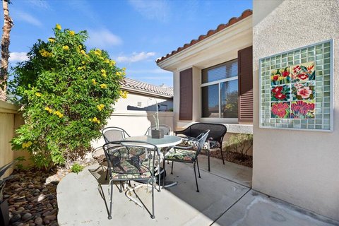 39322 Gainsborough Circle, Palm Desert, CA 92211 photo 4