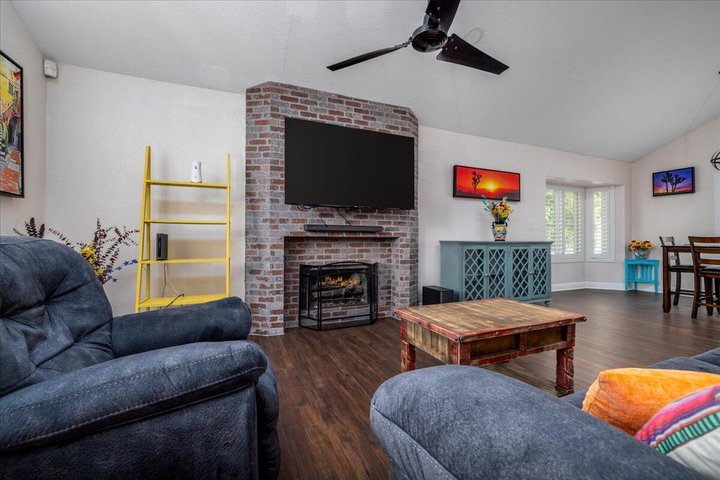 49070 Tango Court, La Quinta, CA 92253