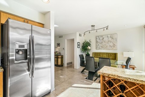 72877 El Paseo, 512, Palm Desert, CA 92260 photo 18