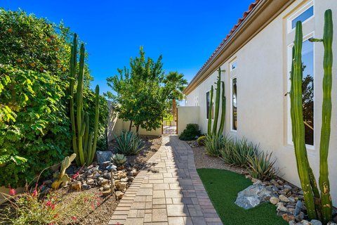 443 Tomahawk Drive, Palm Desert, CA 92211 photo 55
