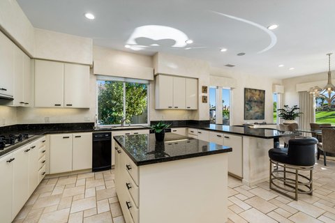 443 Tomahawk Drive, Palm Desert, CA 92211 photo 6