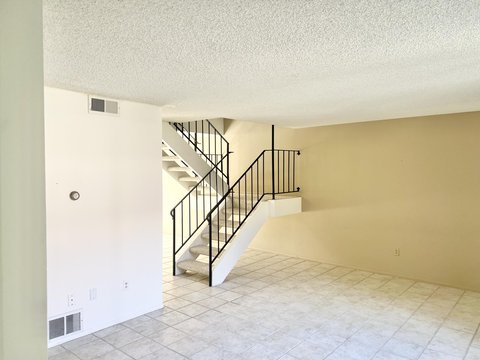 232 E Via Escuela, C, Palm Springs, CA 92262 photo 4