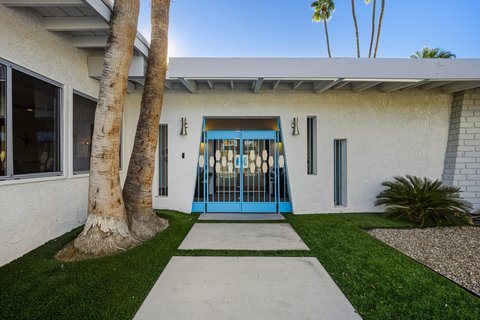 5337 E Lakeside Drive, Palm Springs, CA 92264 photo 4