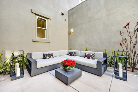 1102 Retreat Circle, Palm Desert, CA 92260 photo 3