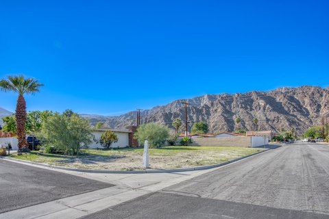 51775 Avenida Carranza, La Quinta, CA 92253 photo 14