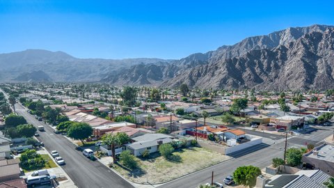 51775 Avenida Carranza, La Quinta, CA 92253 photo 2