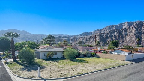 51775 Avenida Carranza, La Quinta, CA 92253 photo 4