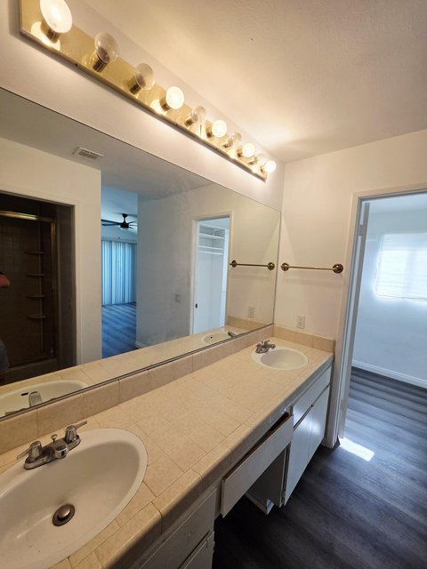 464 E Calle Begonia, Palm Springs, CA 92262 photo 19