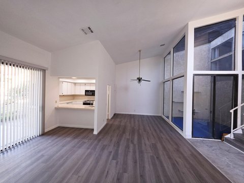 464 E Calle Begonia, Palm Springs, CA 92262 photo 5