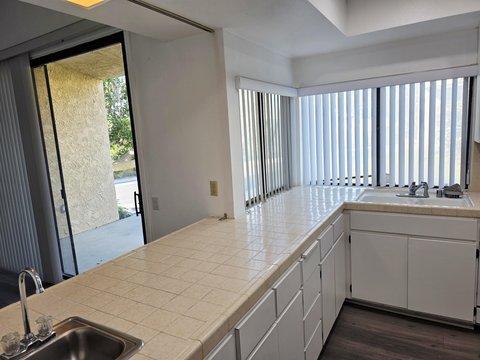 464 E Calle Begonia, Palm Springs, CA 92262 photo 9