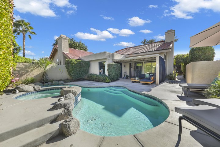 21 Ensenada Lane, Palm Desert, CA 92260